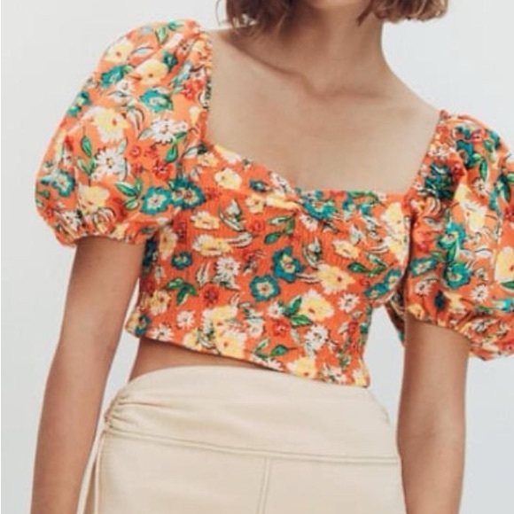 NWOT Zara Puffy Sleeve Top - Picture 2 of 7